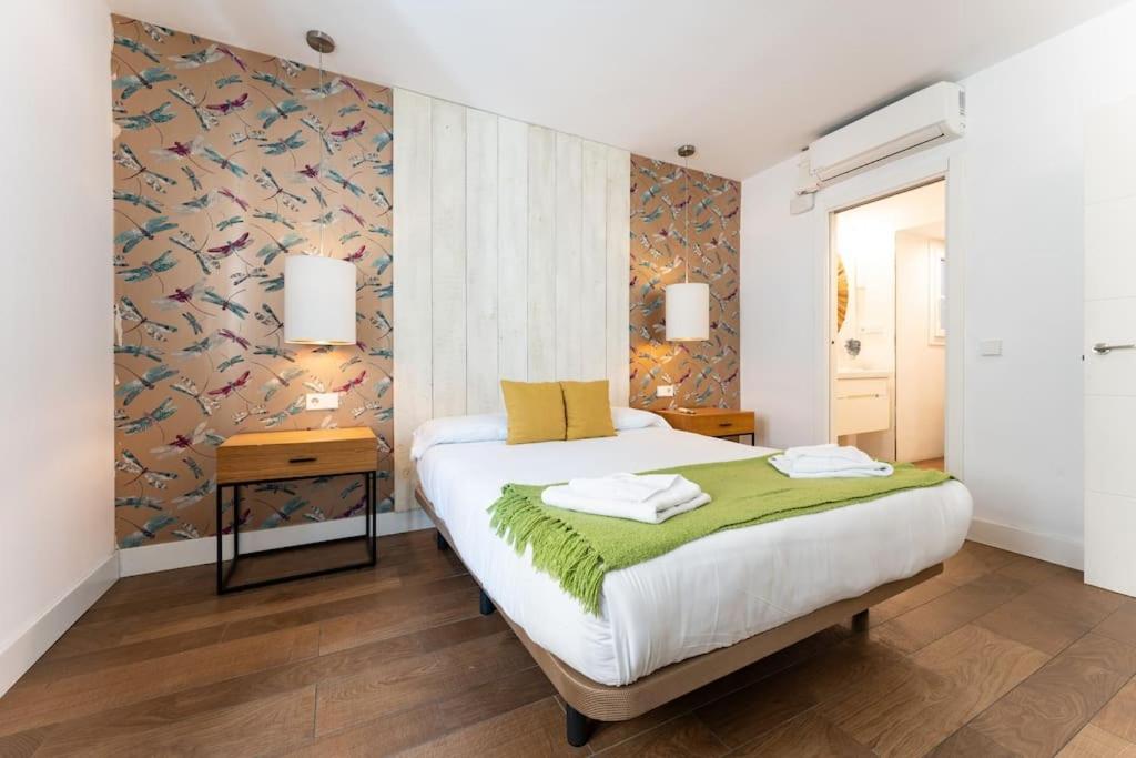 Super Central Malaga Flat With Terrace And Free Parking Екстериор снимка